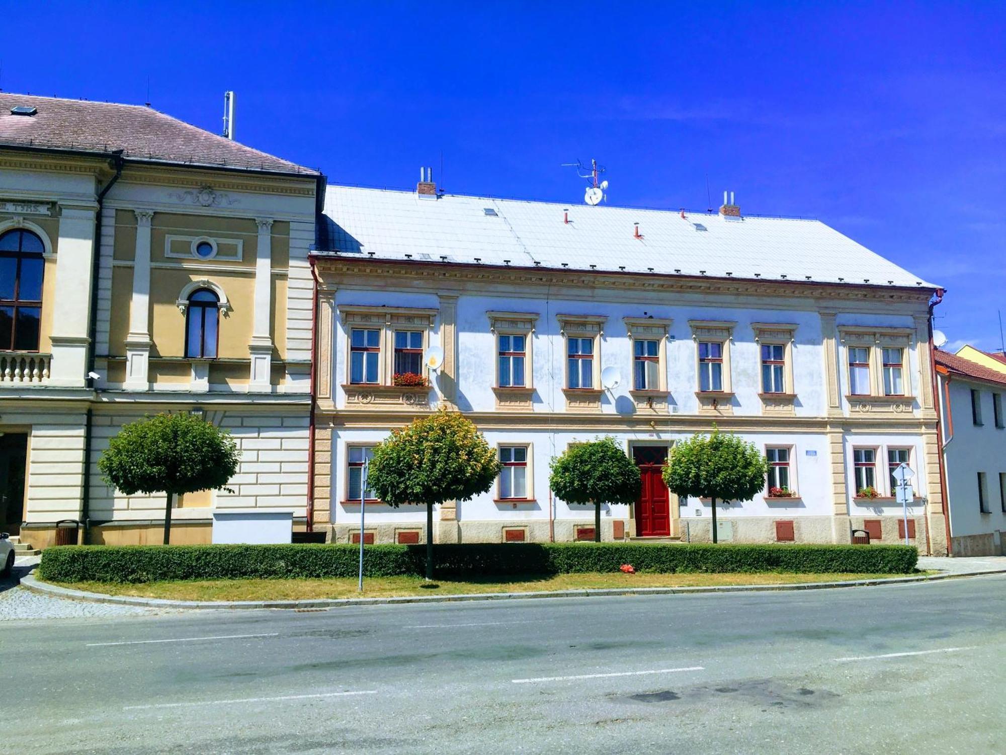 شقة Apartman Na Namesti Opočno المظهر الخارجي الصورة