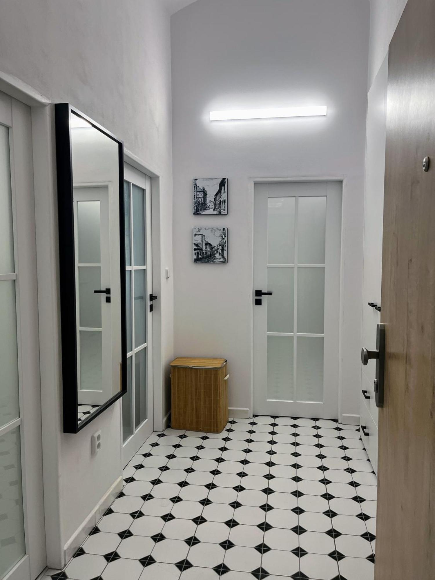 شقة Apartman Na Namesti Opočno المظهر الخارجي الصورة